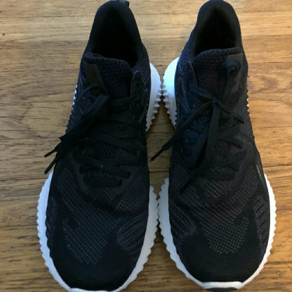 Adidas Alpha bounce